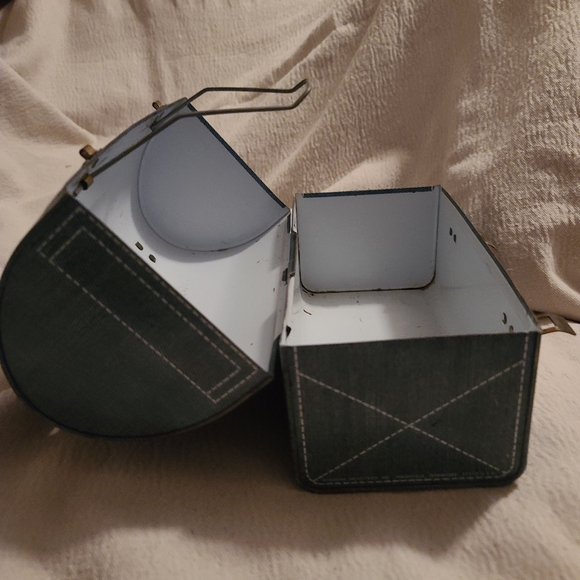 Vintage Denim Daisy Dog Metal Dome Lunchbox by Aladdin Ind Inc 1970s - Picture 2 of 7